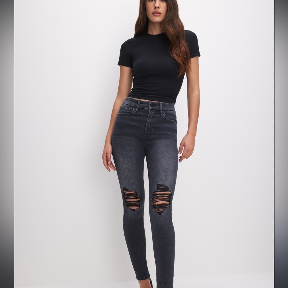 Good American Good Curve Skinny Crop Jeans
